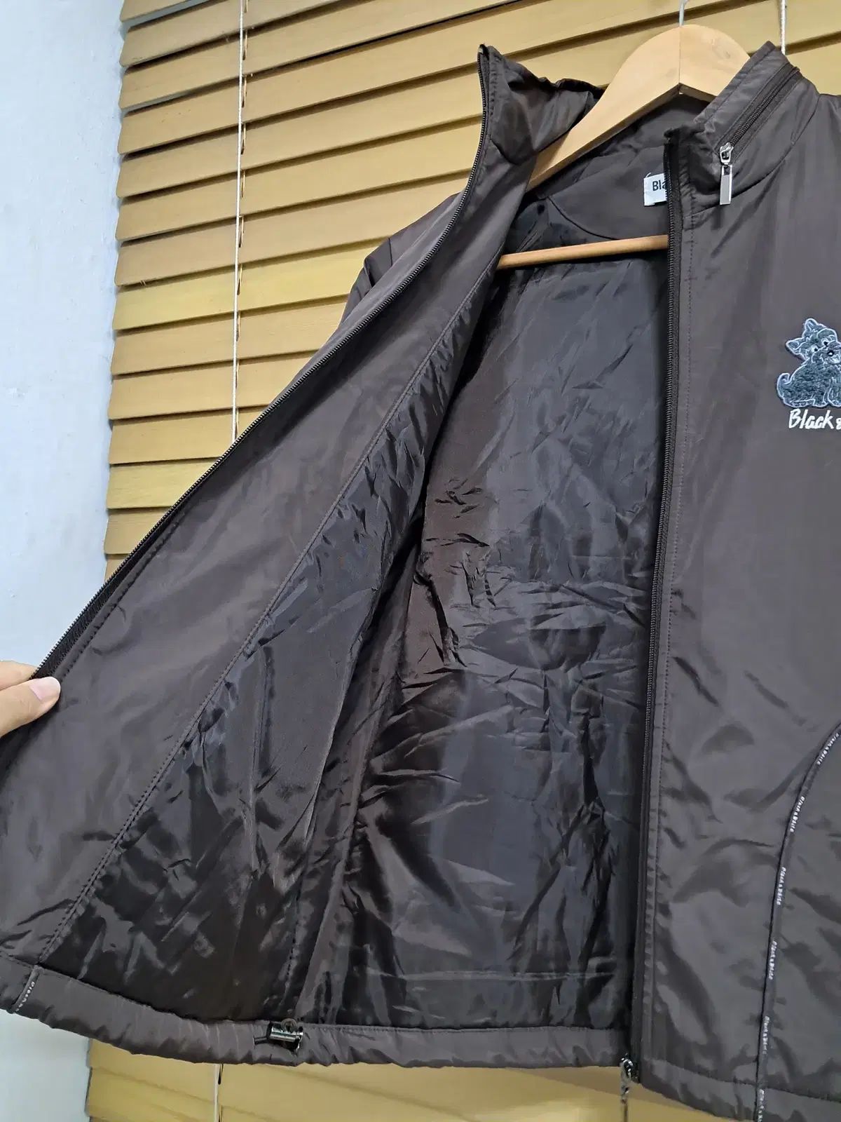 レディース 軽量ダウンジャケット