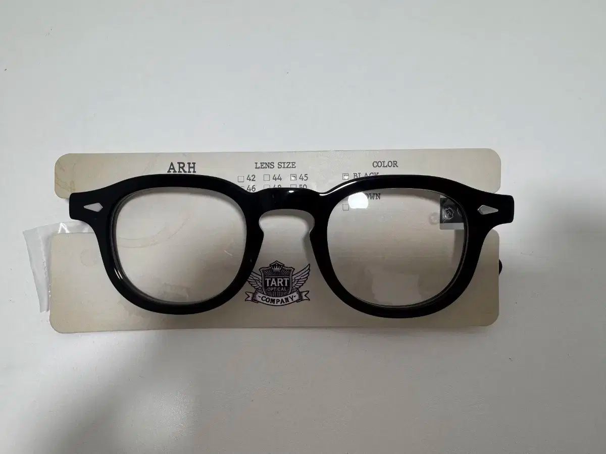 タート オプティカル アーネル ヘリテイジ ブラック