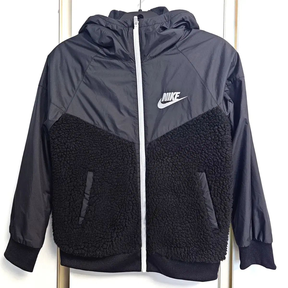 ナイキ シェルパ キッズ ジャケット