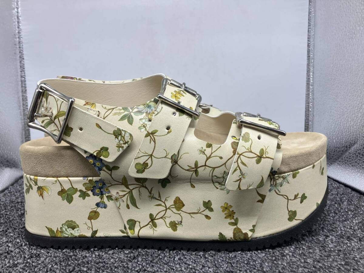  き R 13 アールサーティン サンダル 花柄 サイズEU 38 US 8 約24 cm ベージュ サンダル サンダル ミュール