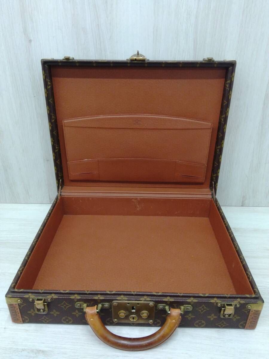 トランクケース