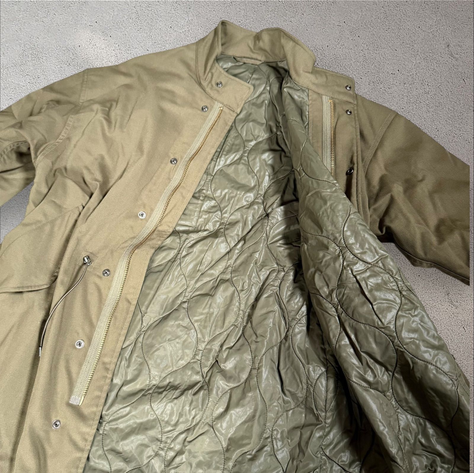 カーキ キルティング