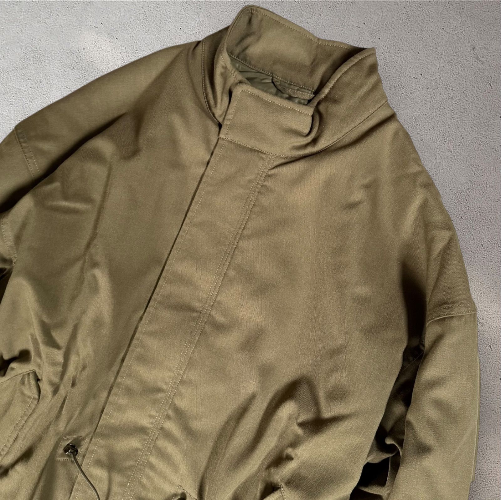 カーキ キルティング