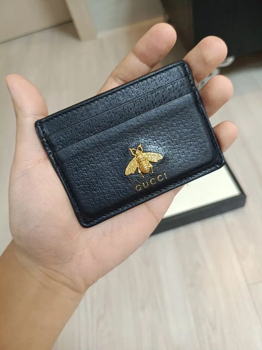 グッチ みつばち 刺繍 カードウォレット