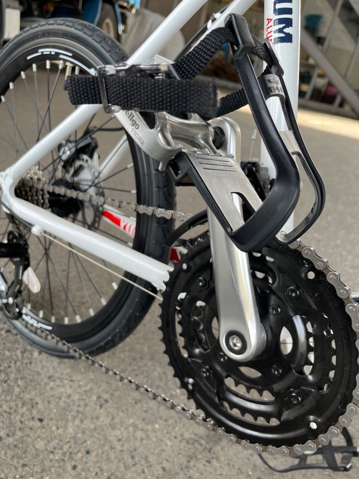 アルミフレーム