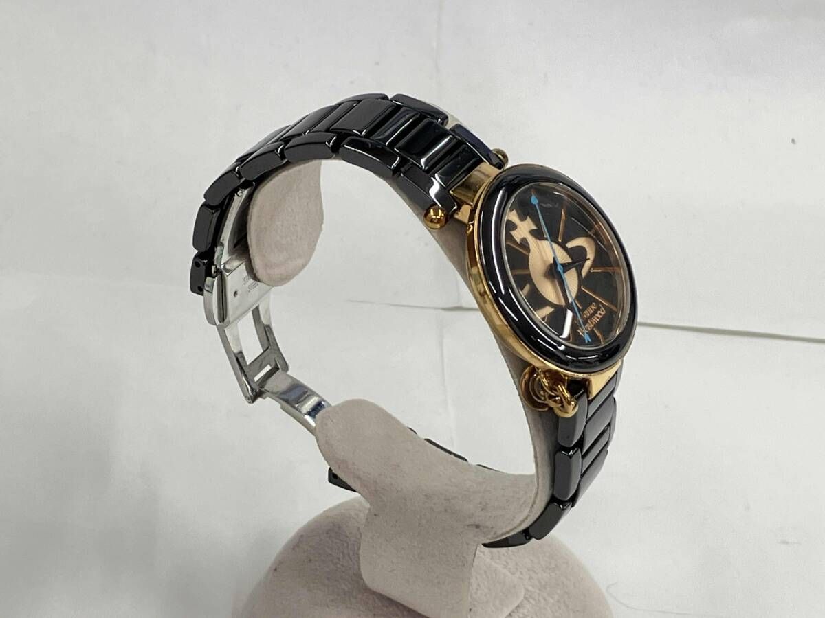 ヴィヴィアンウエストウッド