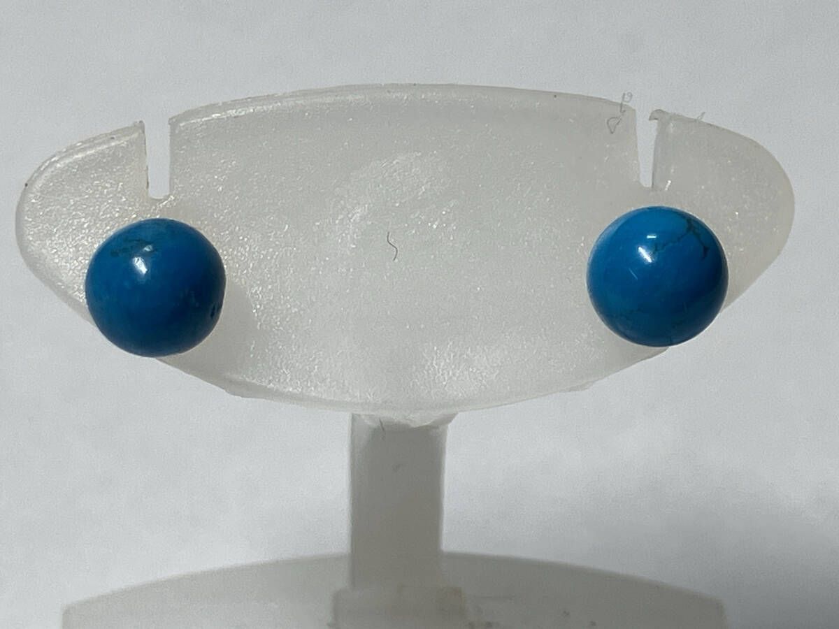 K18 ゴールド 総重量約0.6g 青色石 ピアス