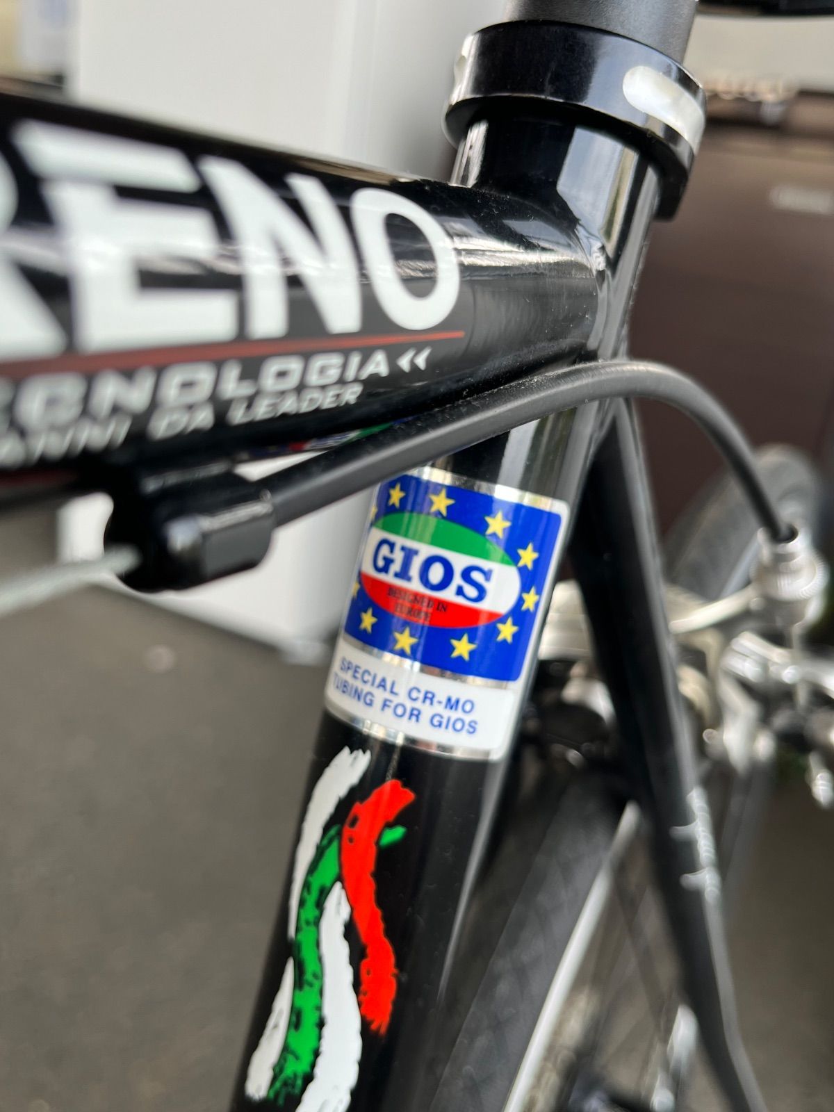 ロードバイク SERENO