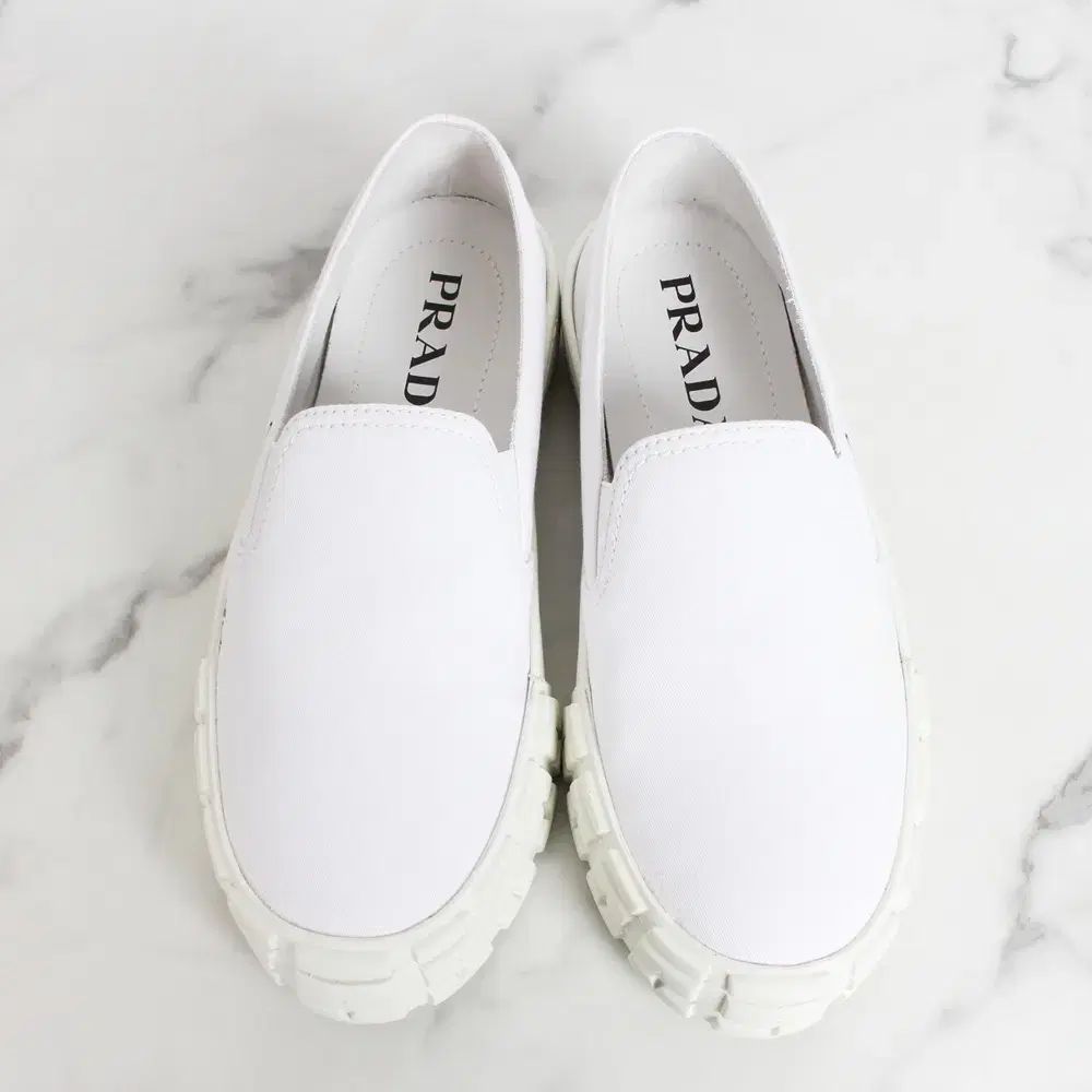 PRADA プラダ カセッタ ホイール スリッポン スニーカー 白 36 230