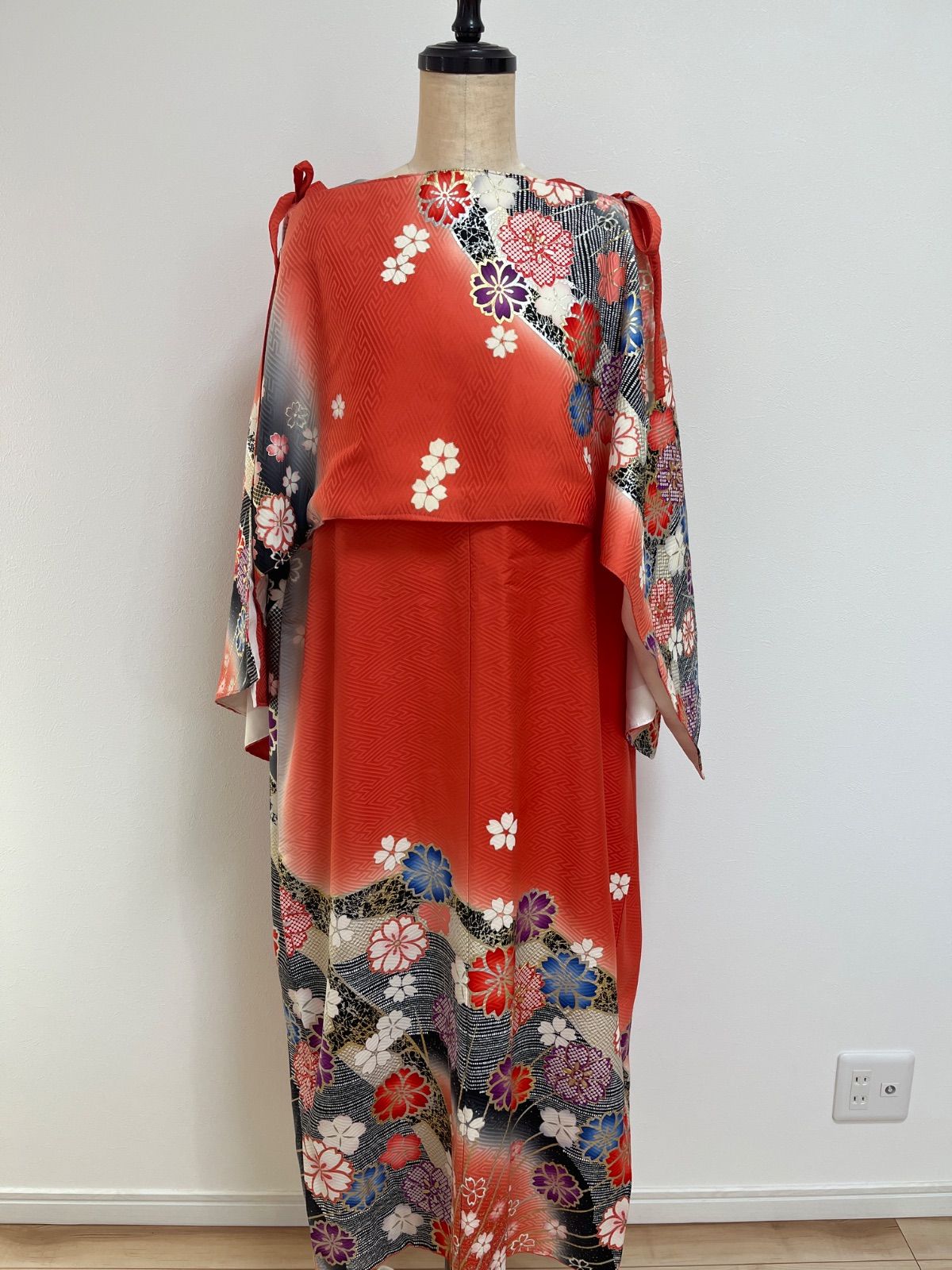 正絹着物リメイク 豪華オレンジ花柄 肩紐 ゆったりサイズ