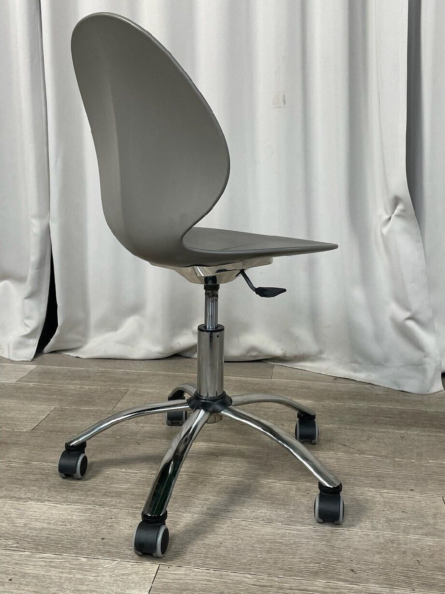 キャスター付き