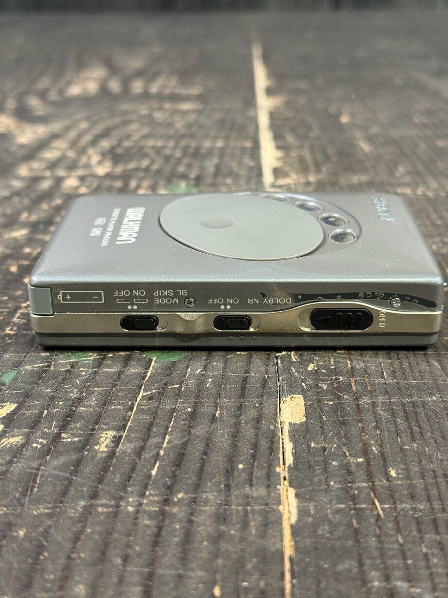 ウォークマン カセットプレーヤー