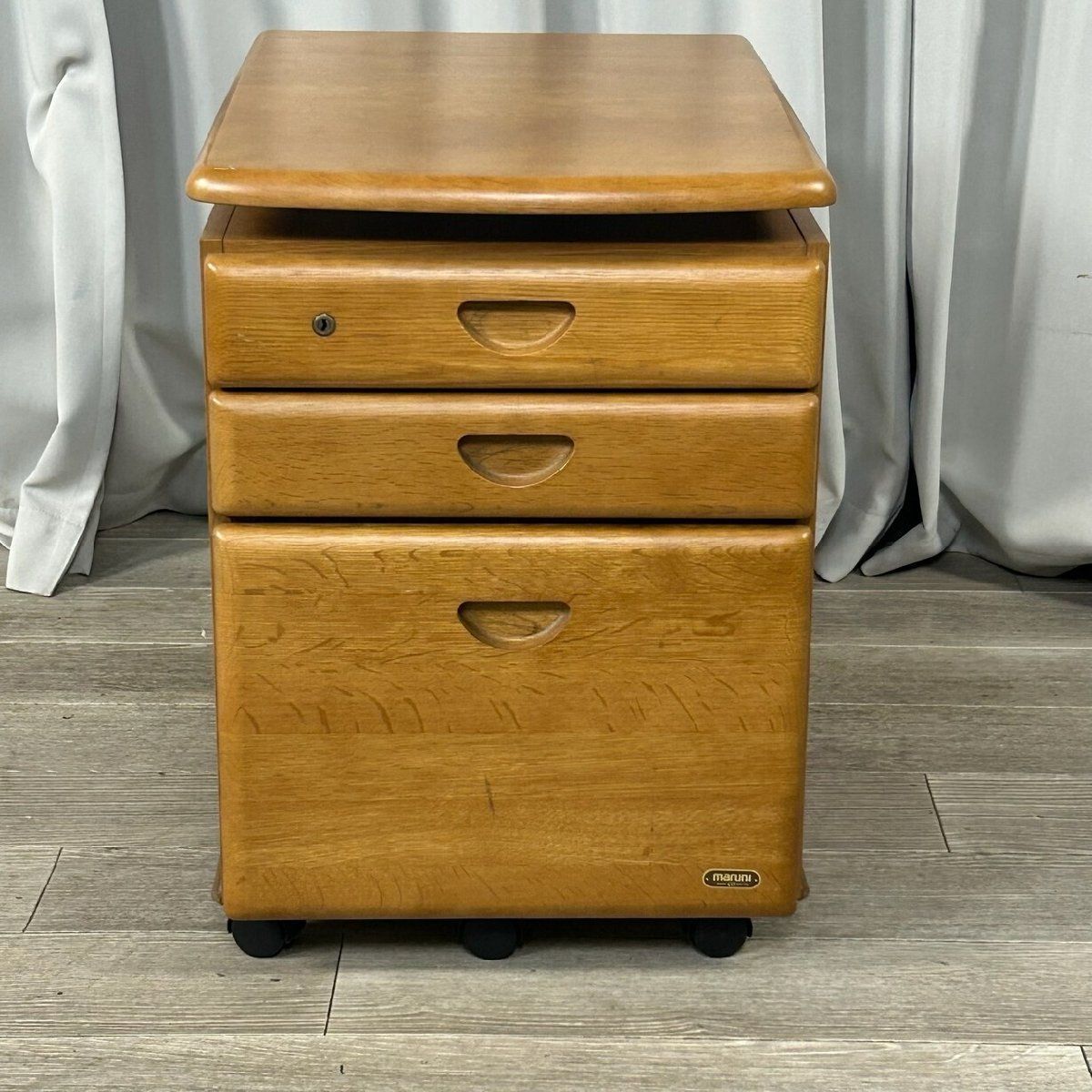 2966 マルニ 天板昇降式 デスクワゴン キャスター サイドキャビネット 学習机 ワークデスク 木製 maruni 鍵無 収納家具 神奈川県秦野市 A2