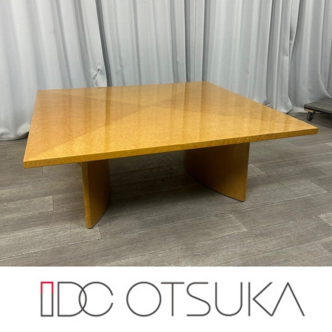 GU25 IDC 大塚家具 スプレンダー バーズアイメープル センター テーブル リビング ロー 神奈川県秦野市 A4