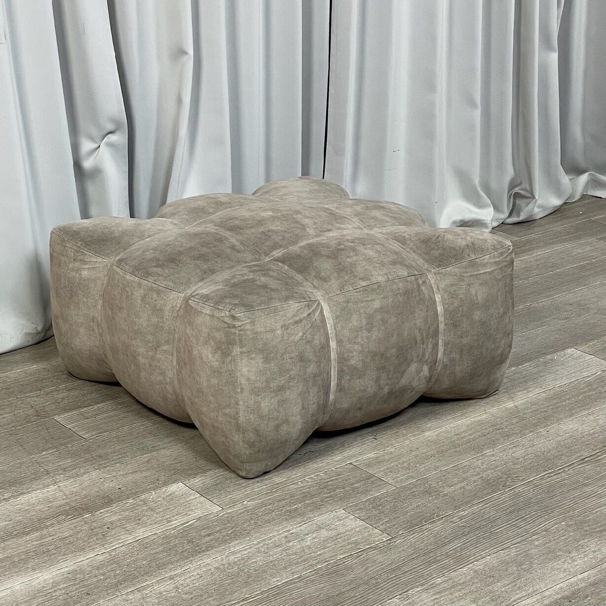 GU39 ボーコンセプト Nawabari プーフ スツール オットマン アイランド ソファ Boconcept ナワバリ デンマーク 神奈川県秦野市 A3