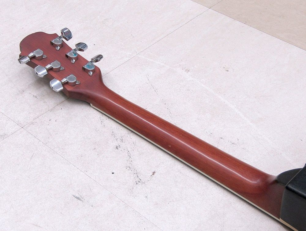 アコースティックギター