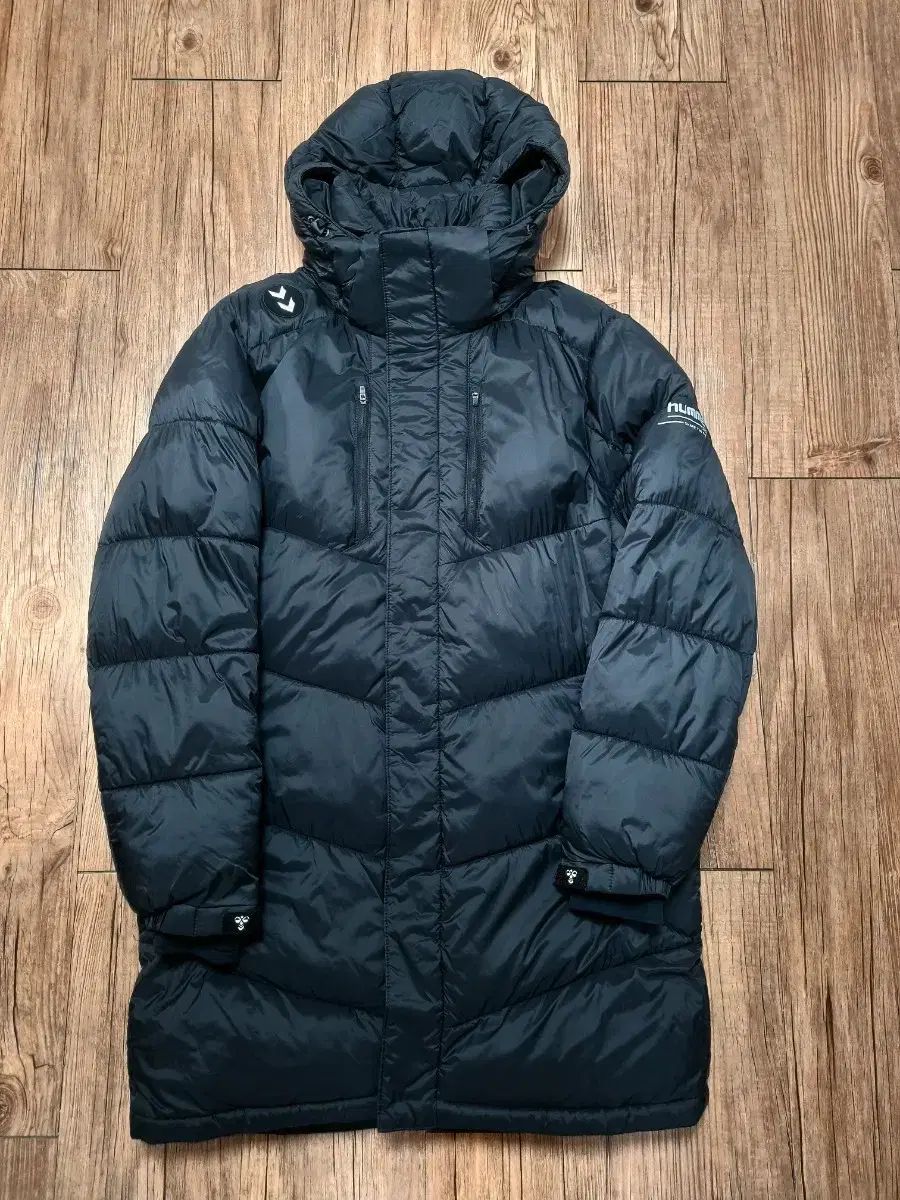 軽量hummelロングダウンアウター 100 バスト実寸 120