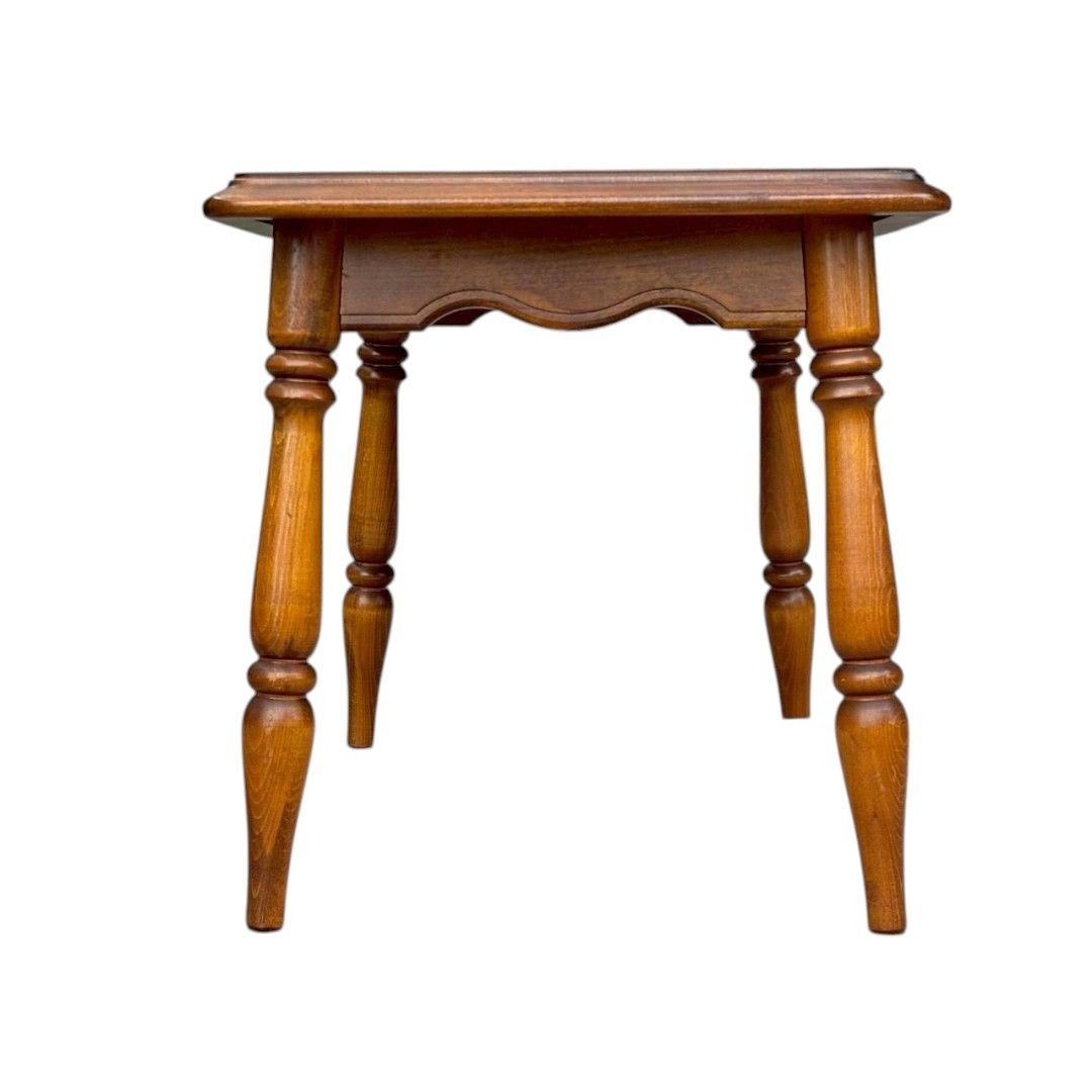 カリモク コロニアル