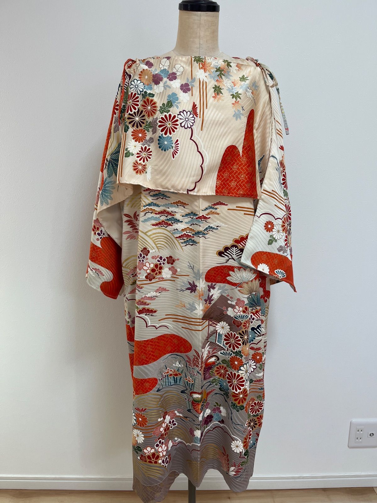 正絹着物リメイク 花柄 鳥 肩紐 ゆったりサイズ