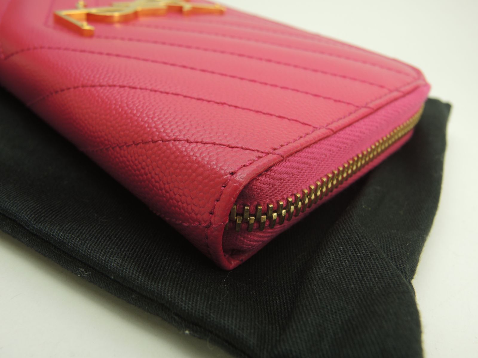 サンローラン ミューズ ラウンドファスナー 長財布 164570 ピンク