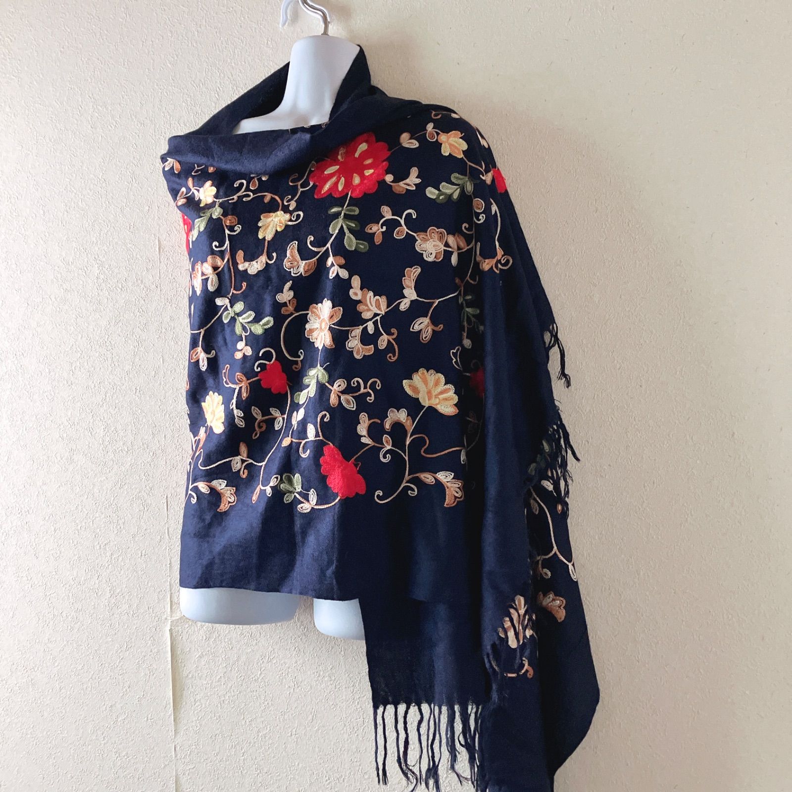 Floral Embroidery Shawl 花柄刺繍ストール ネイビー 大判 レディース