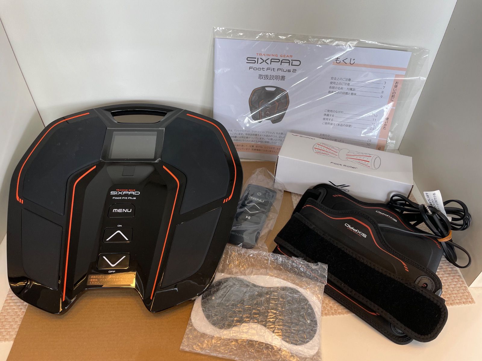 SIXPAD Fit Plus 2 シックスパッド フィット プラス2