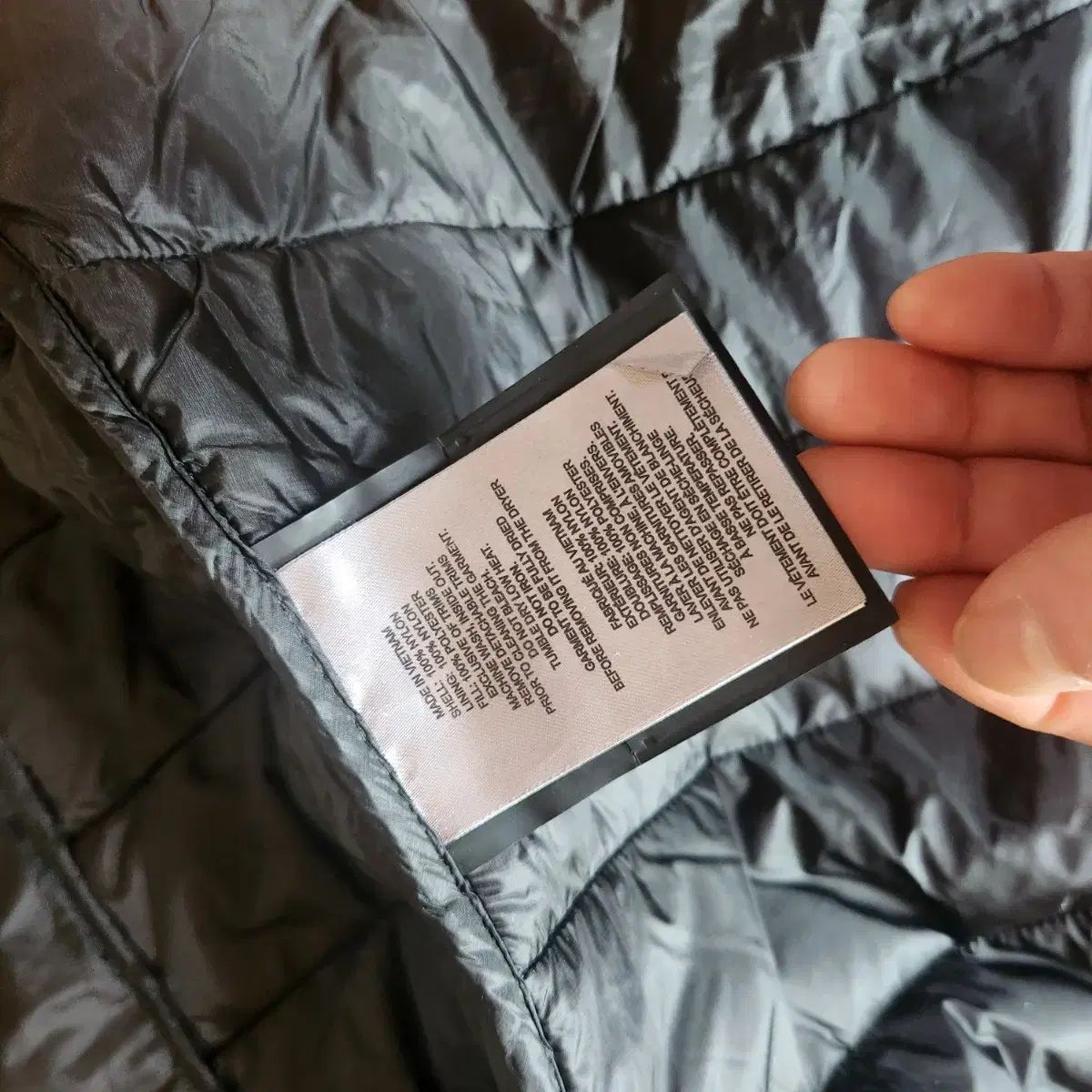 ムースナックルズ ダウンベスト