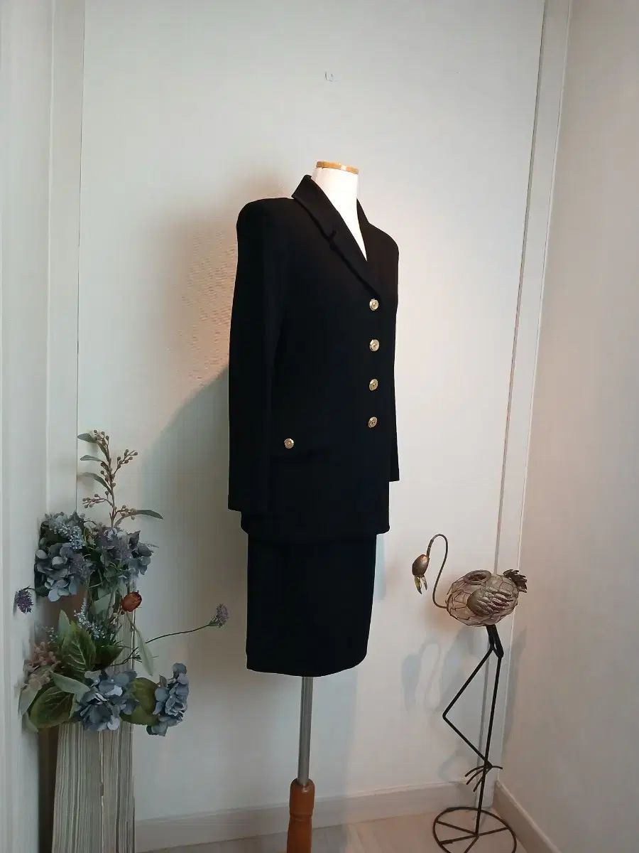 A級ジョーン ニット スーツ セットアップ 濃いネイビー ジャケット4 スカート6 韓国 55 66