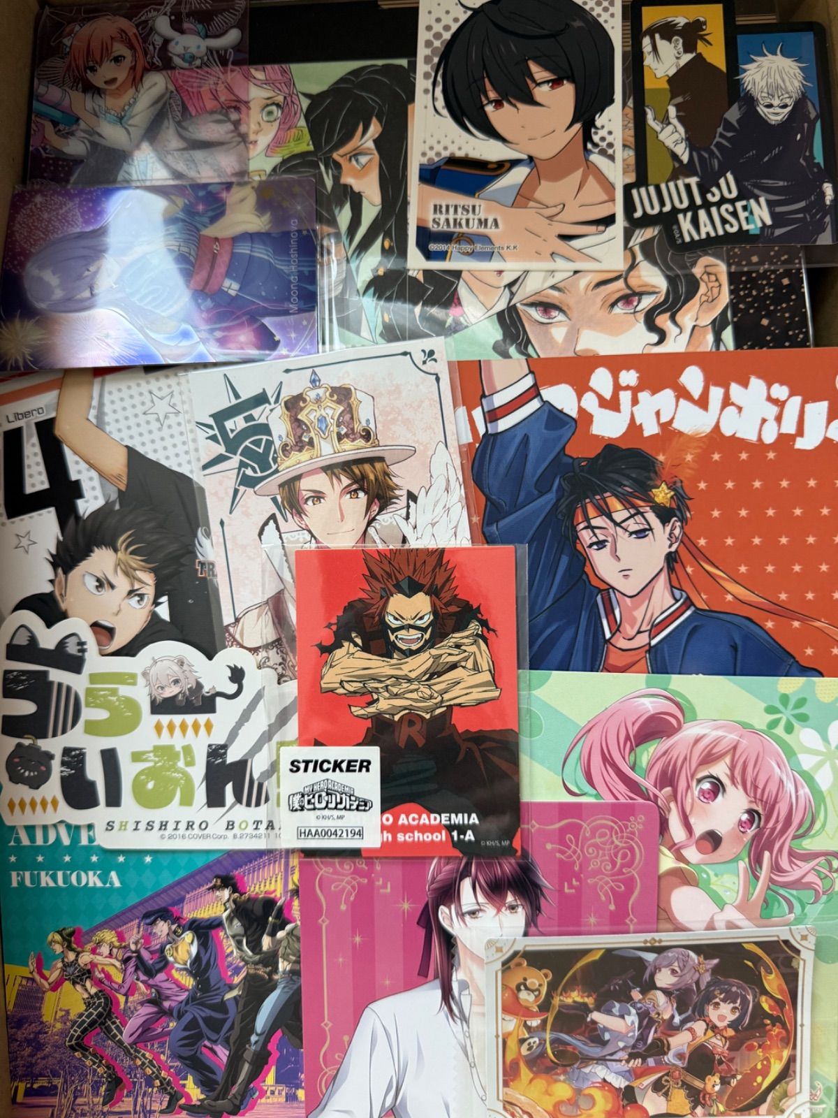 紙類　アニメ　ゲーム　まとめ売り　大量　コースター　ポストカード　カード 紙類 アニメ ゲーム まとめ売り 大量 コースター ポストカード カード