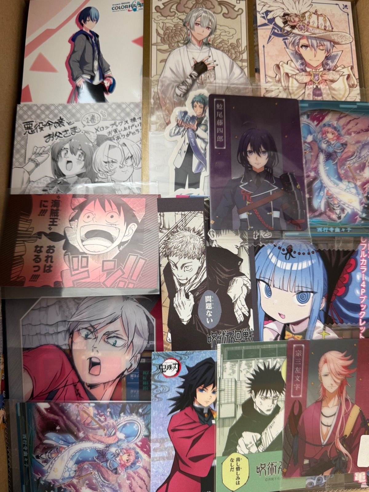 紙類　アニメ　ゲーム　まとめ売り　大量　コースター　ポストカード　カード 紙類 アニメ ゲーム まとめ売り 大量 コースター ポストカード カード