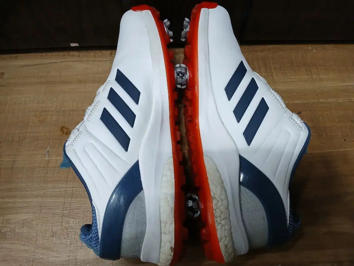 ゴルフシューズ BOA