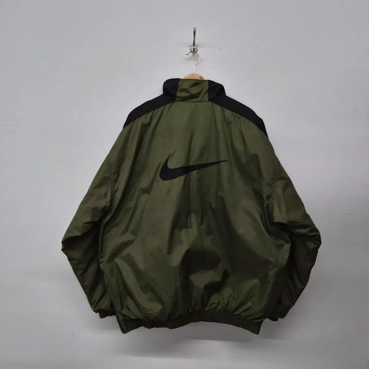 オリーブ Anorak