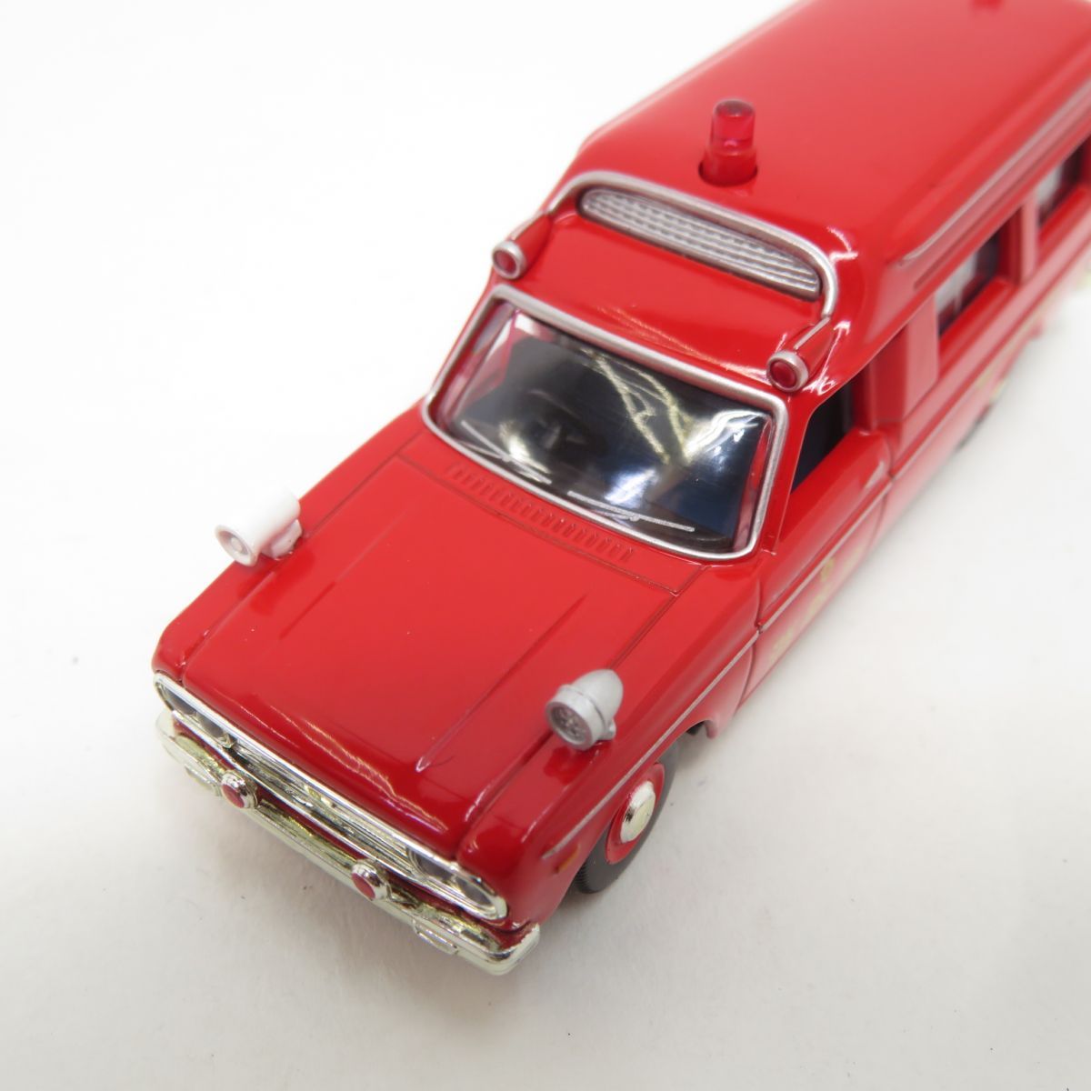 トミカリミテッドヴィンテージ トヨタ FS45V型 消防作業車