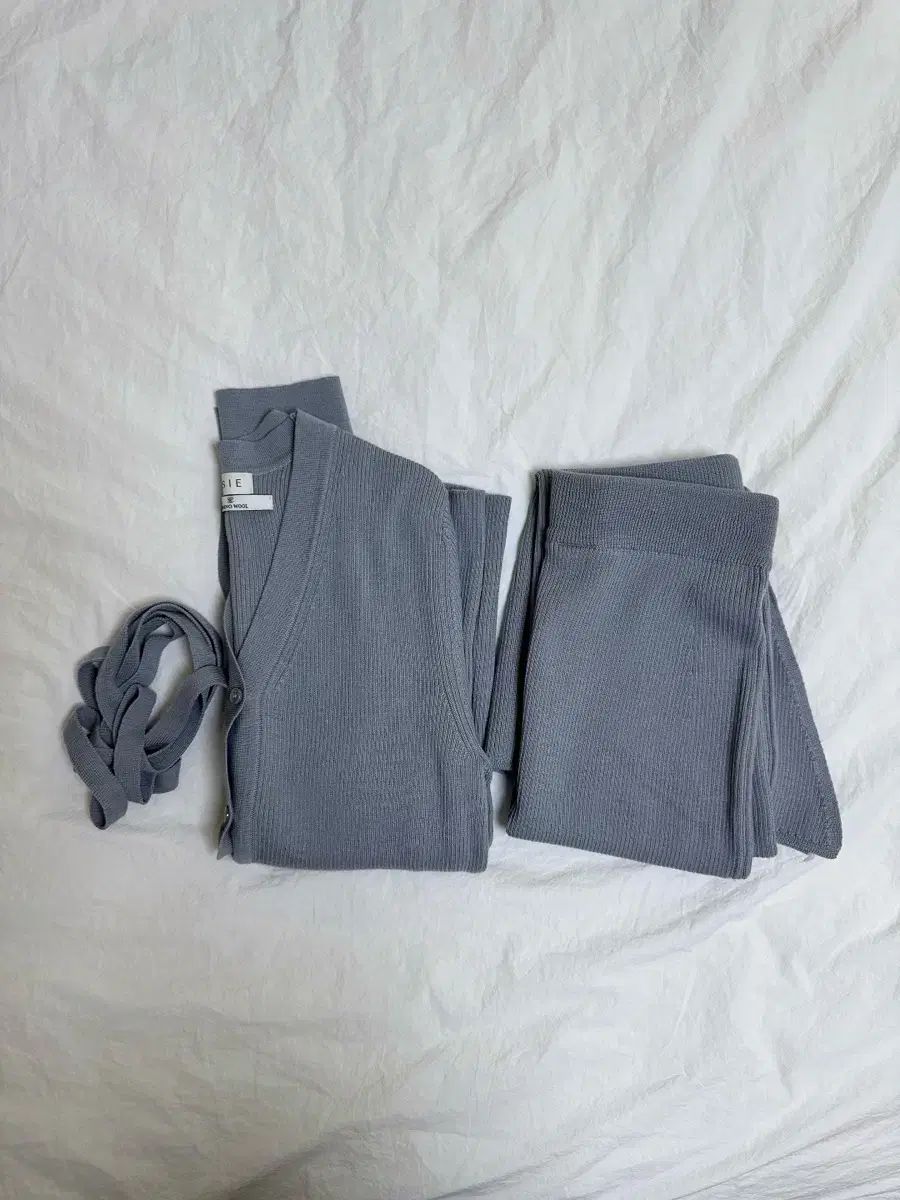 SIE シエ ソフト セレナ ラウディ ブルー