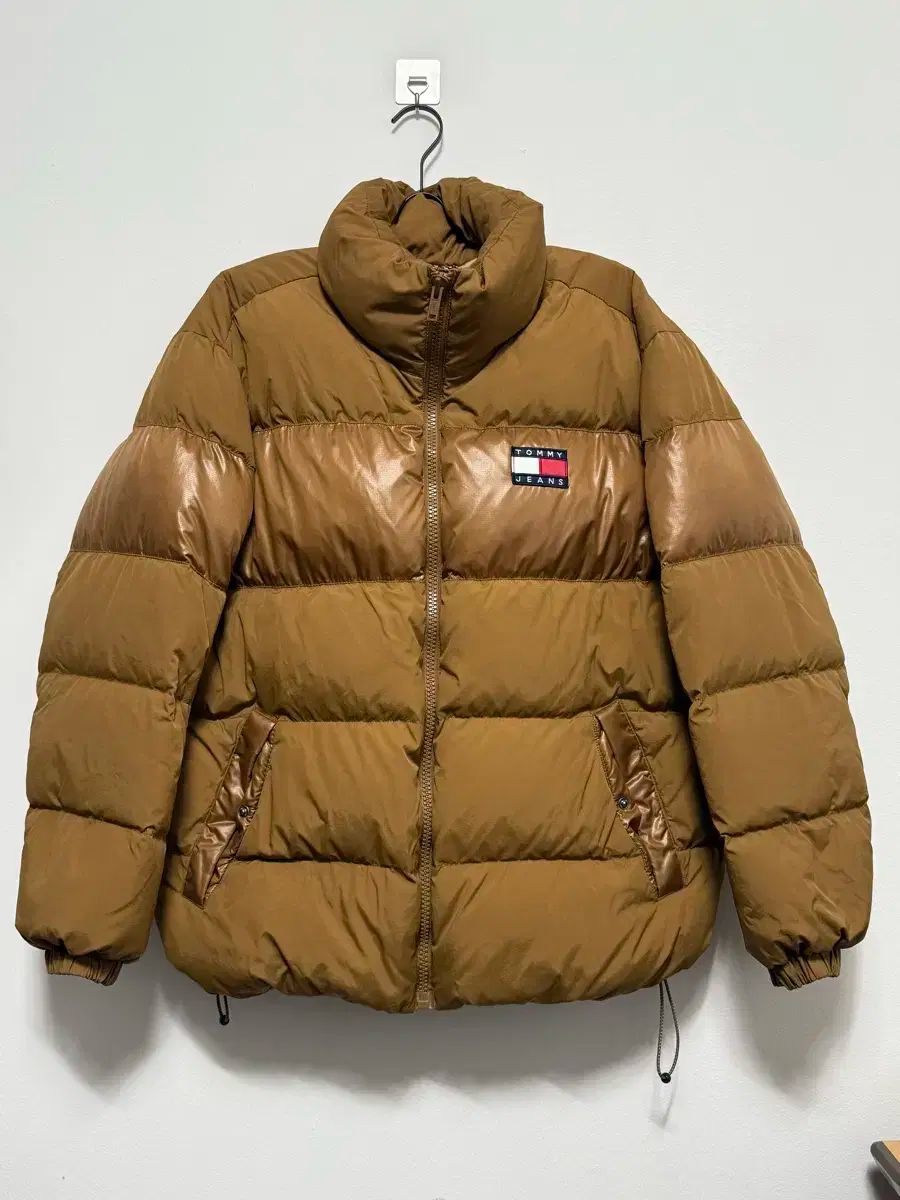 TOMMY JEANS トミー ジーンズ ブラウン ダウン M