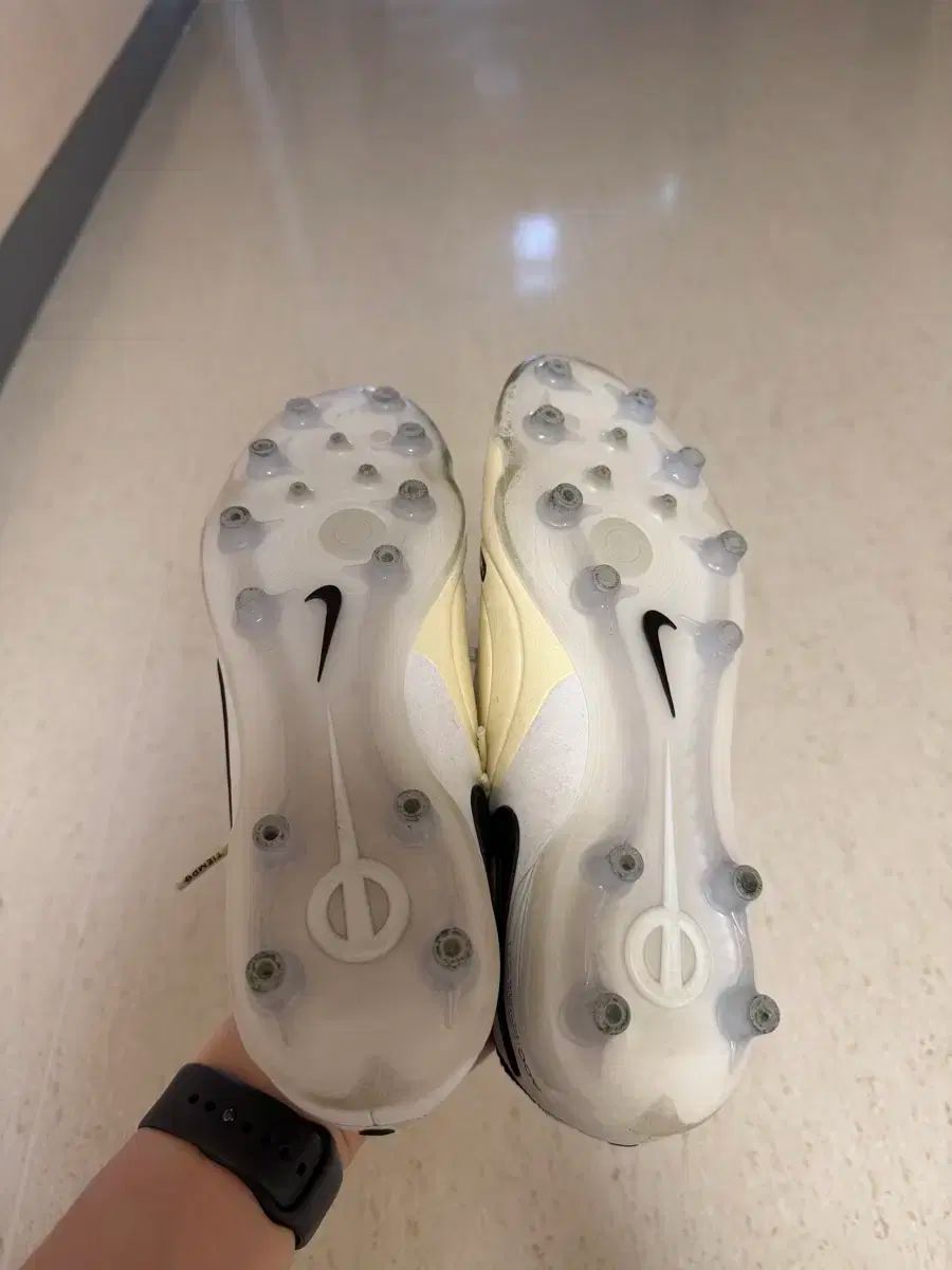 ティエンポ サッカーシューズ エリート AG 260 クリーム色 LLC-HASEGAWATOSO_COM