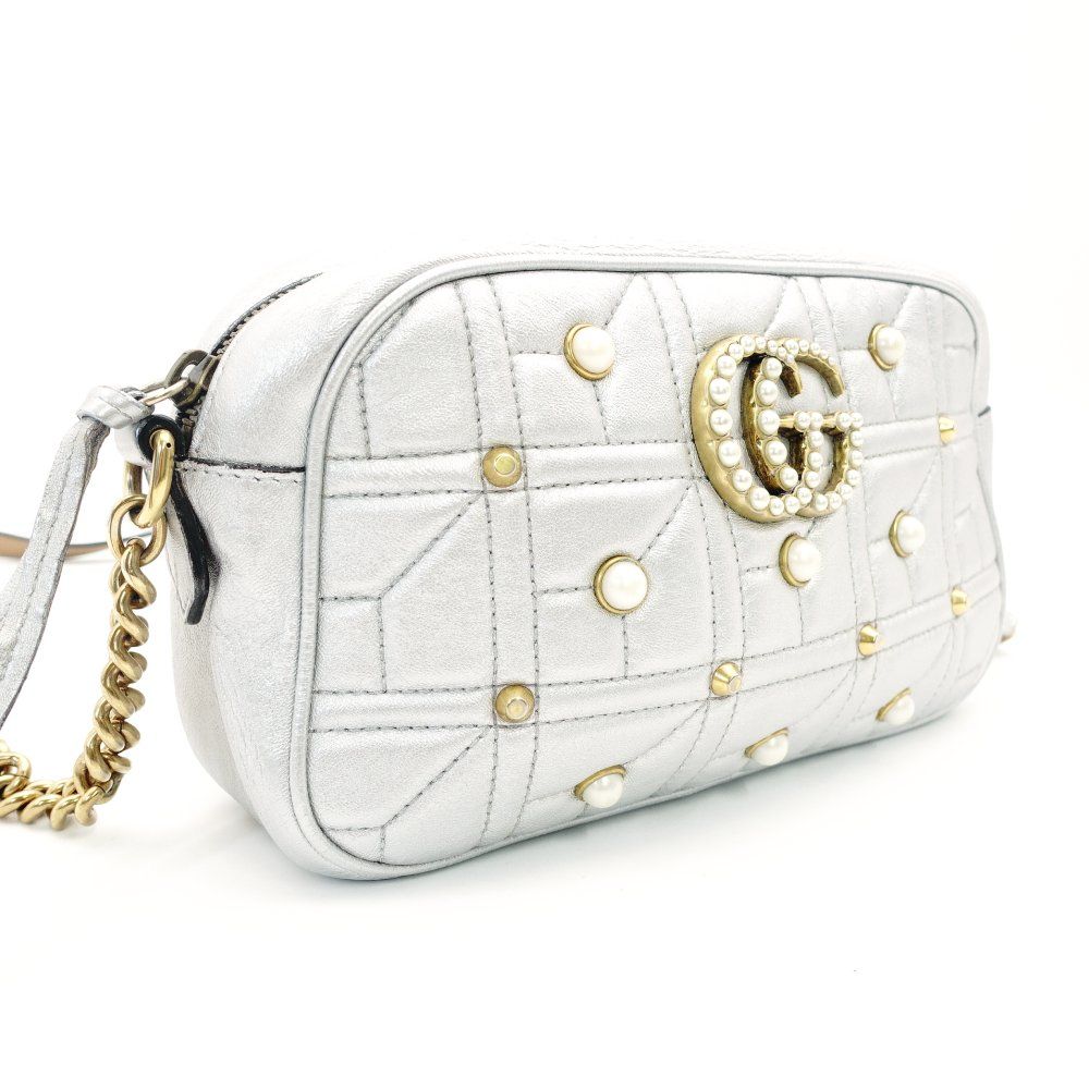 グッチ GUCCI GGマーモント チェーン ショルダーバッグ シルバー レザー パール スタッズ クロスボディ ゴールド金具 7-10-700