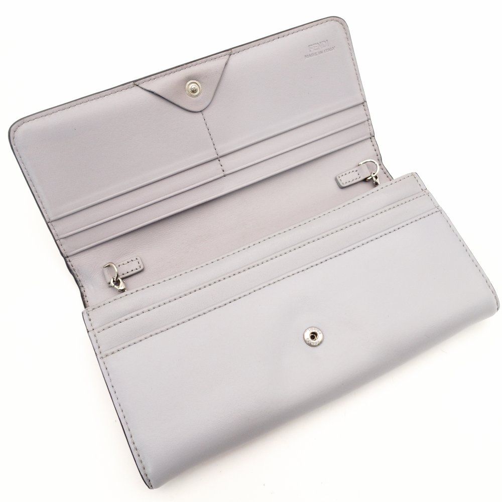 FENDI ロックスタッズスパイク