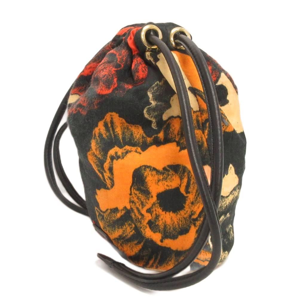 サルヴァトーレフェラガモ Salvatore Ferragamo フラワーケージポーチ 巾着 スナップ付き 付替 花がら 黒 ブラック