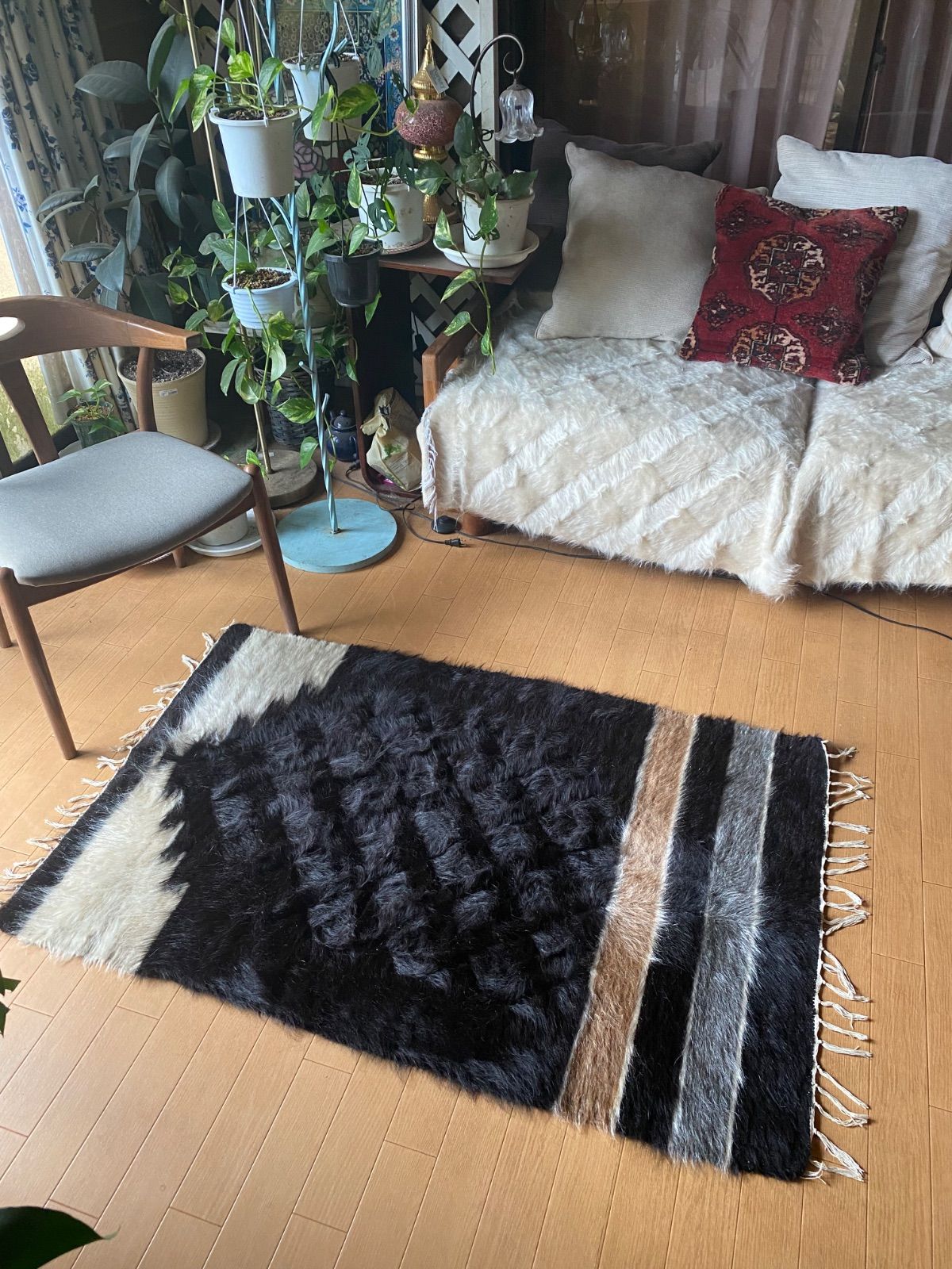 トルコ発卸売 な黒山羊アンゴラヤギ高価なモヘアで織られた手織りの毛布