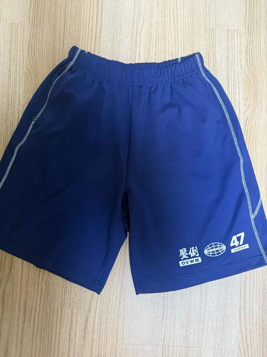 OVERWHELM 圧倒 ラグビー ハーフパンツ L