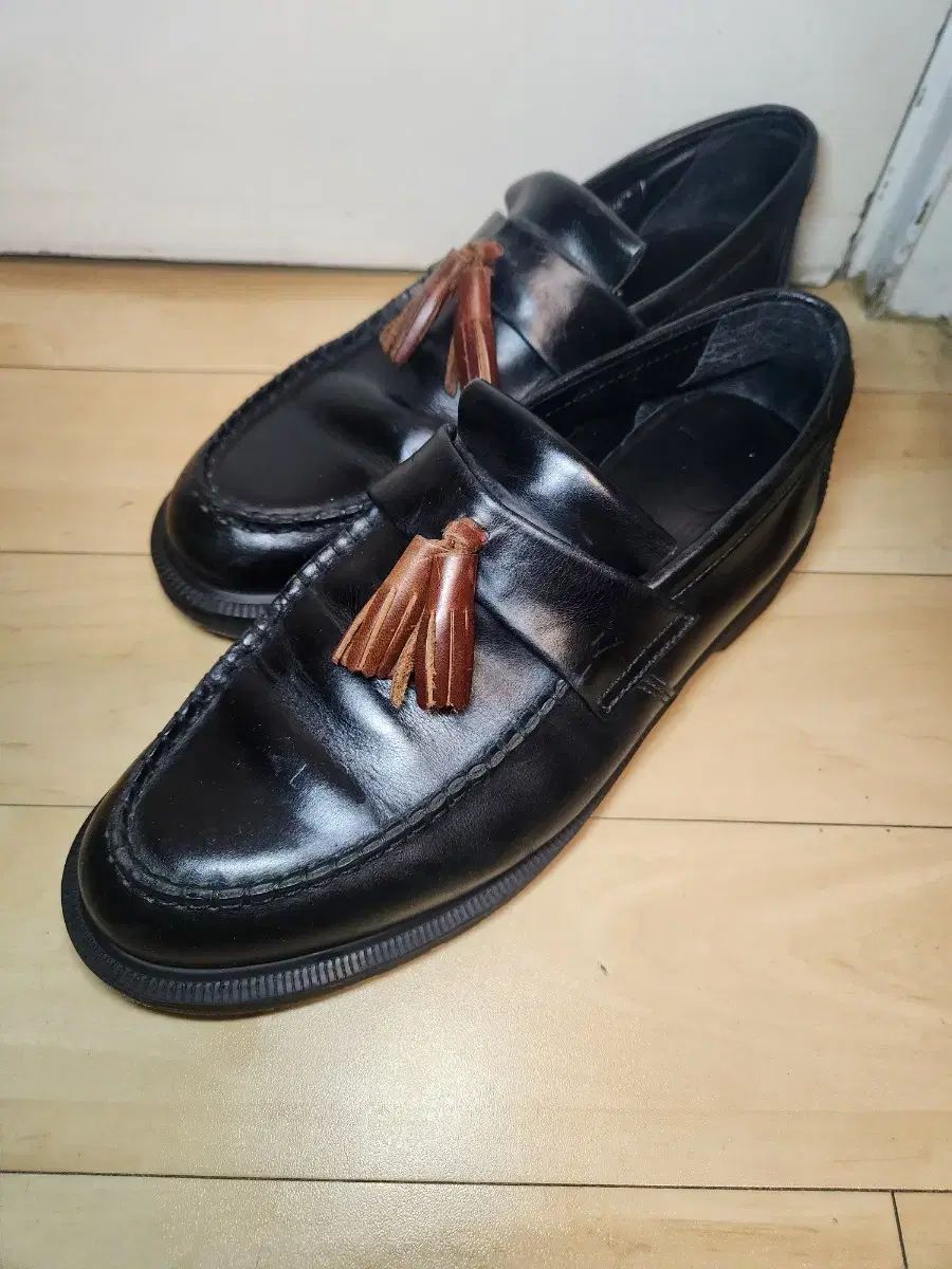 eu42 DR. MARTENS ドクターマーチン エイドリアン