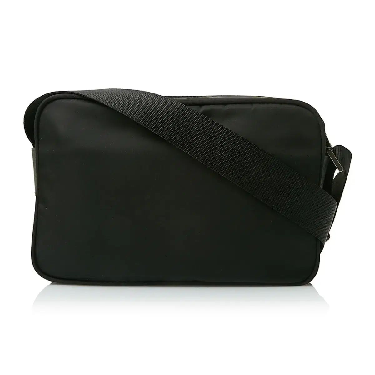 クロスバック メッセンジャーバッグ