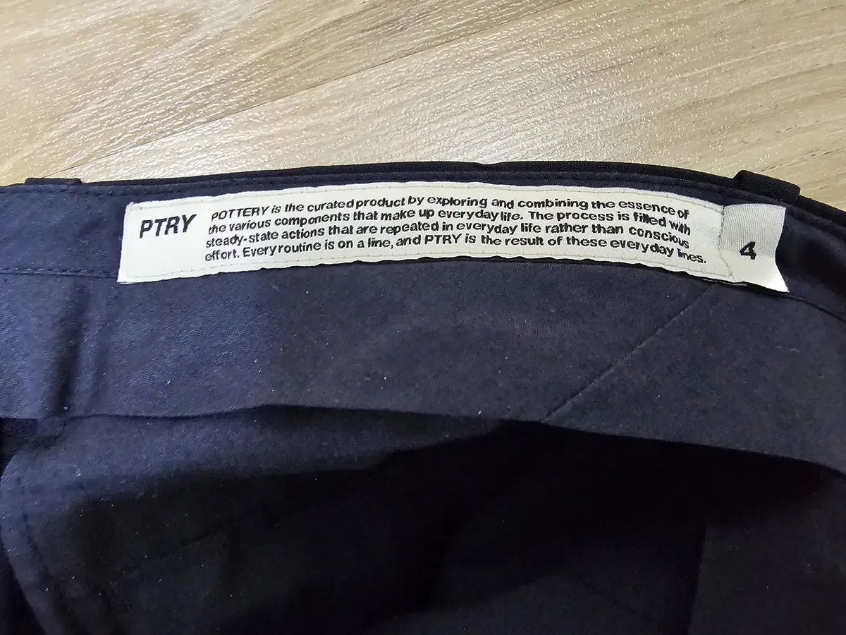  4 22 ss ポッタリー トゥプリーツ ワイド パンツ スラックス ダークネイビー 夏用 スラックス パンツ