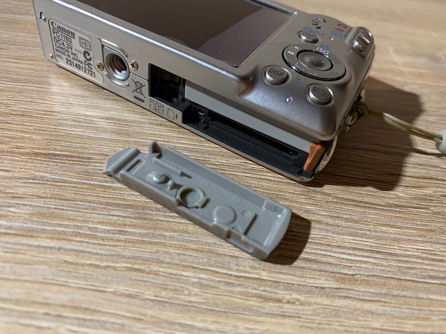 【美品】Canon IXY DIGITAL 70 シルバー②◯ 6328 Canon IXY DIGITAL 70 シルバー デジカメ - メルカリ