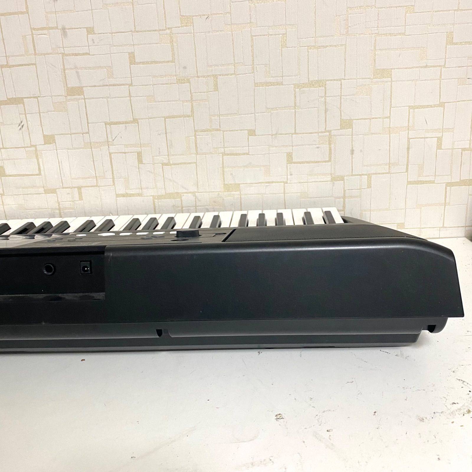 YAMAHA ヤマハ 電子キーボード PSR-E333 61鍵盤 2013年製 - メルカリ