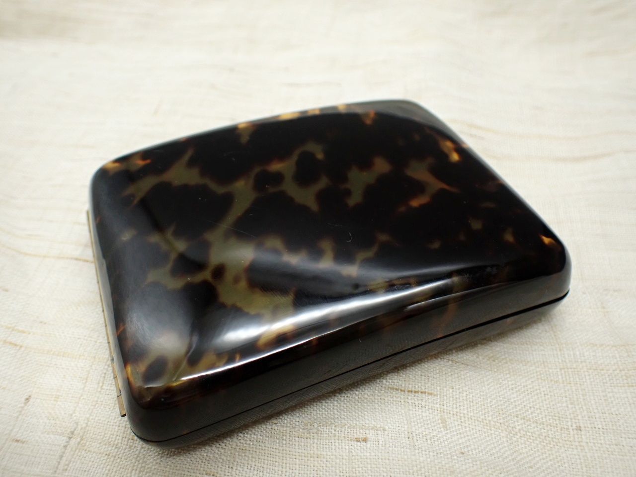 本鼈甲 玳瑁 煙草ケース 磨き仕上げ済