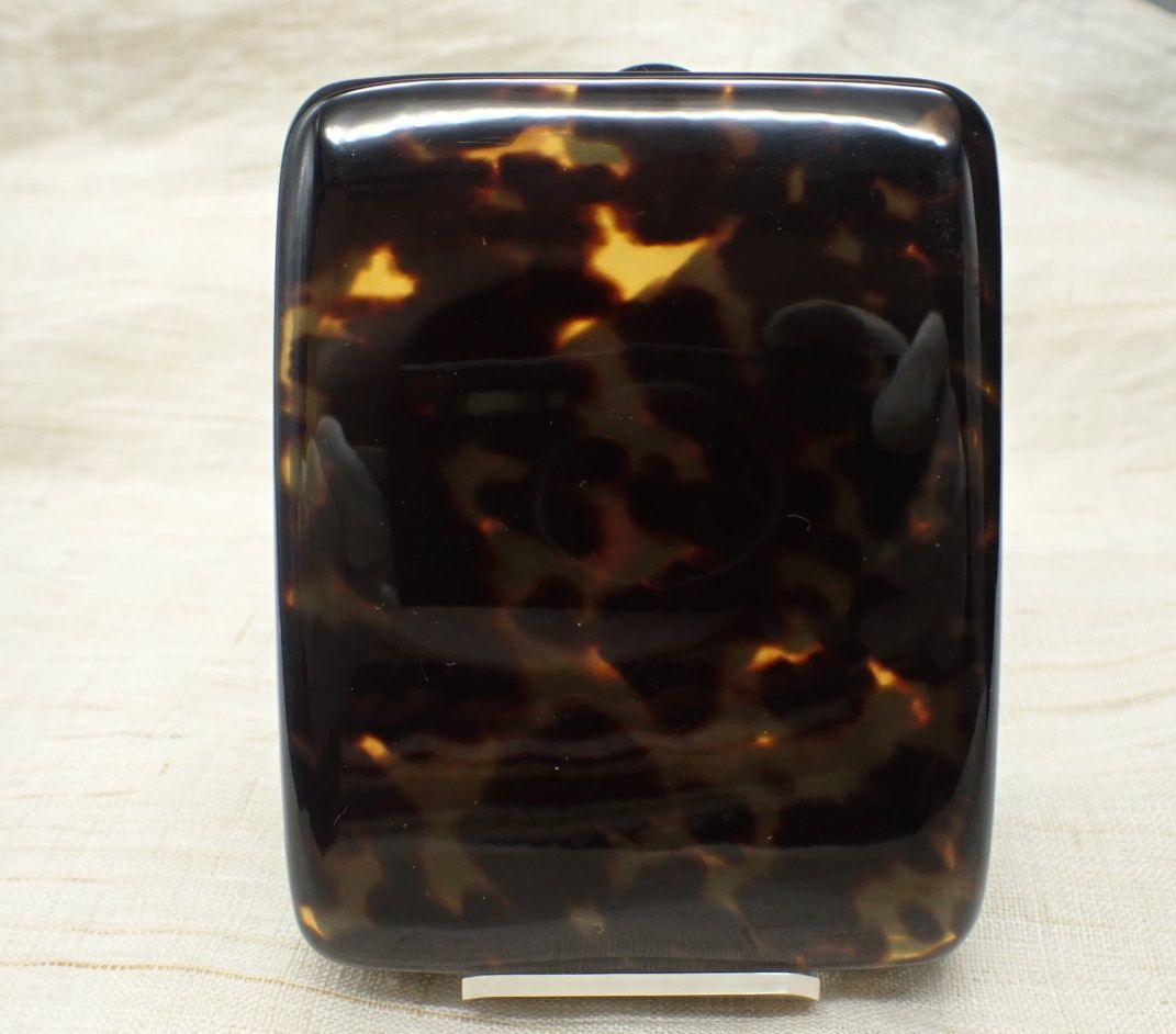 本鼈甲 玳瑁 煙草ケース 磨き仕上げ済