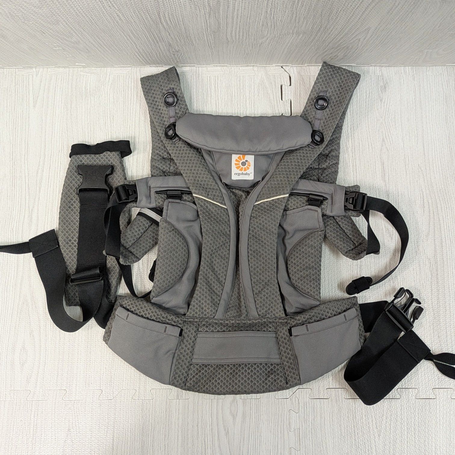 オムニブリーズ グレー エルゴベビー 抱っこ紐 ウエストベルト 収納袋 omni breeze ergo 収納袋 ベビーウエストベルト