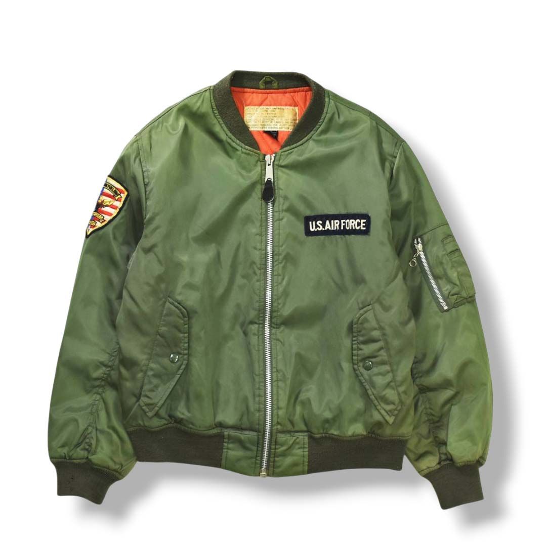古着 USAF U.S.AIRFORCE 米空軍 MIL-J-8279E MA-1 ワッペン付き